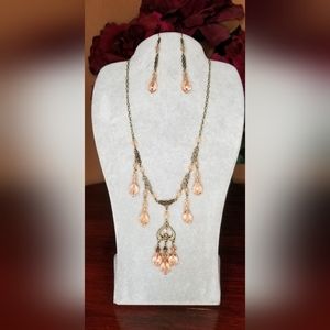 🪷⚜️ Peach Crystal Handmade Vintage Victorian Brass Necklace Earring Set 📿